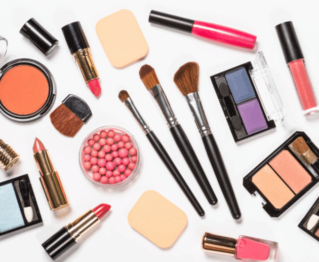 how-to-declutter-your-makeup-collection